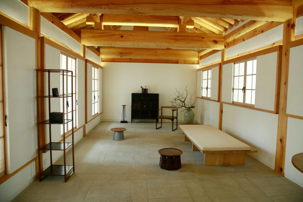 Photo by 준섭 윤: https://www.pexels.com/photo/minimalism-interior-design-of-a-wooden-house-10421500/